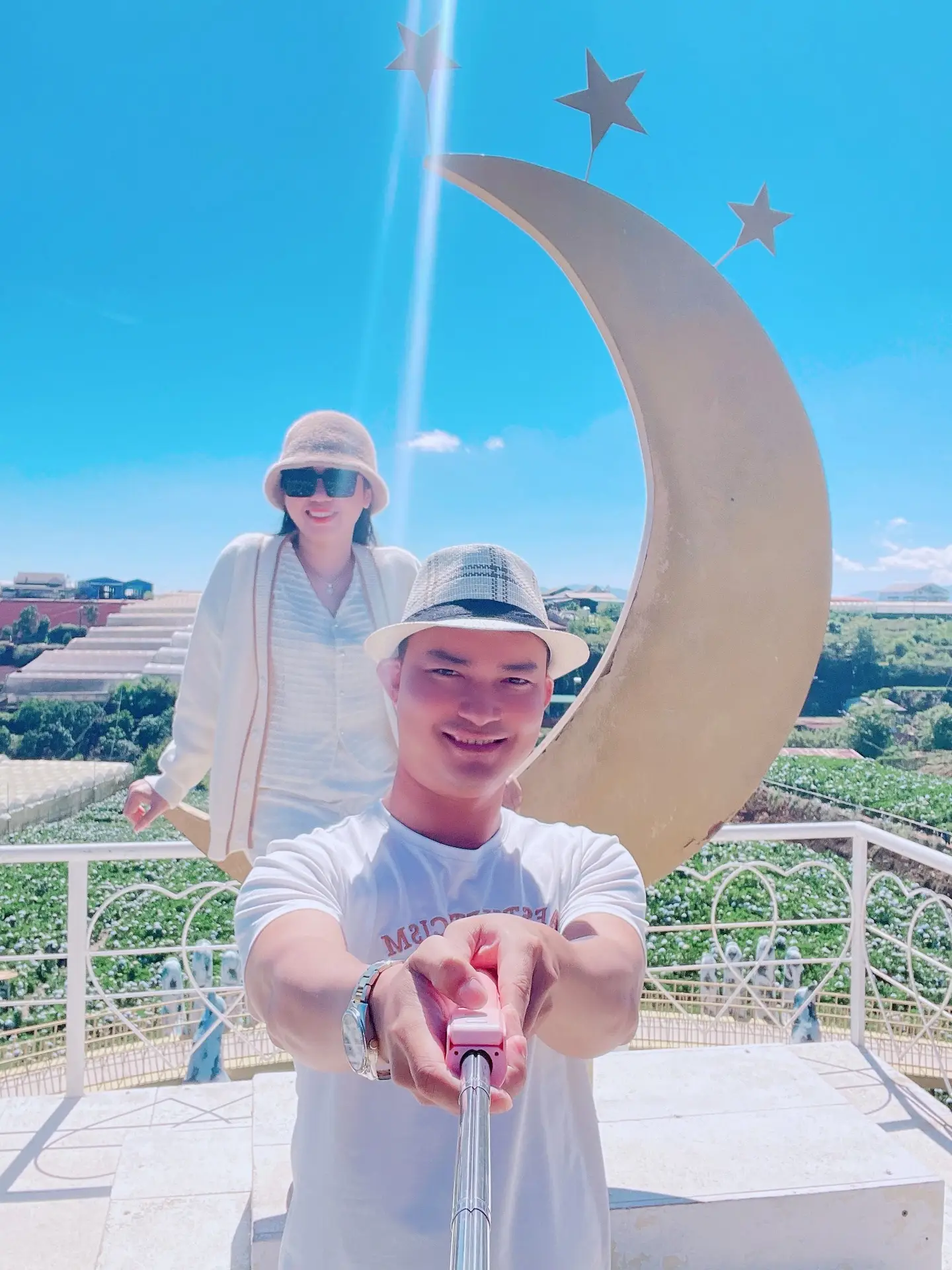 img 1684899337902 1684908176648